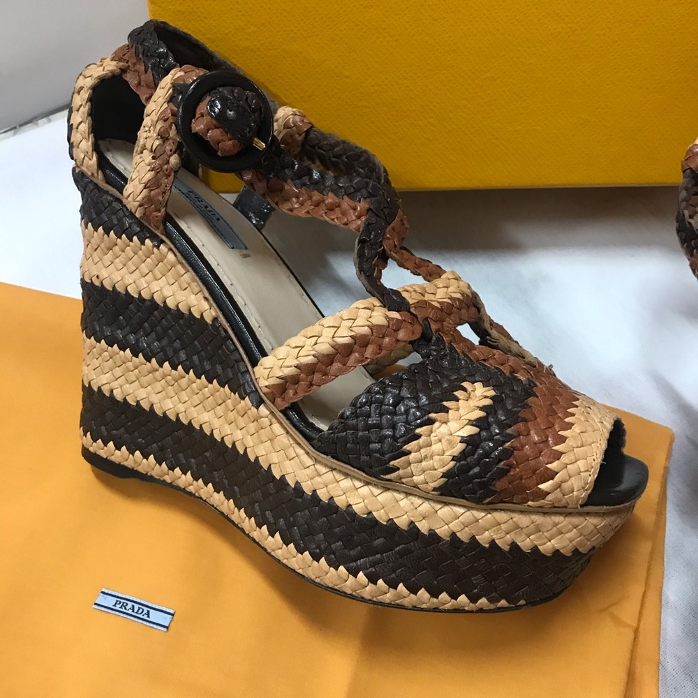 PRADA Brown Woven Leather Peep Toe Wedge Sandals - Picture 5 of 14